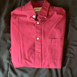 Men’s button up.